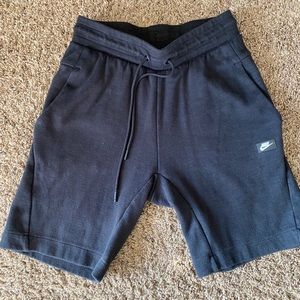 Nike Men’s size Small black drawstring shorts